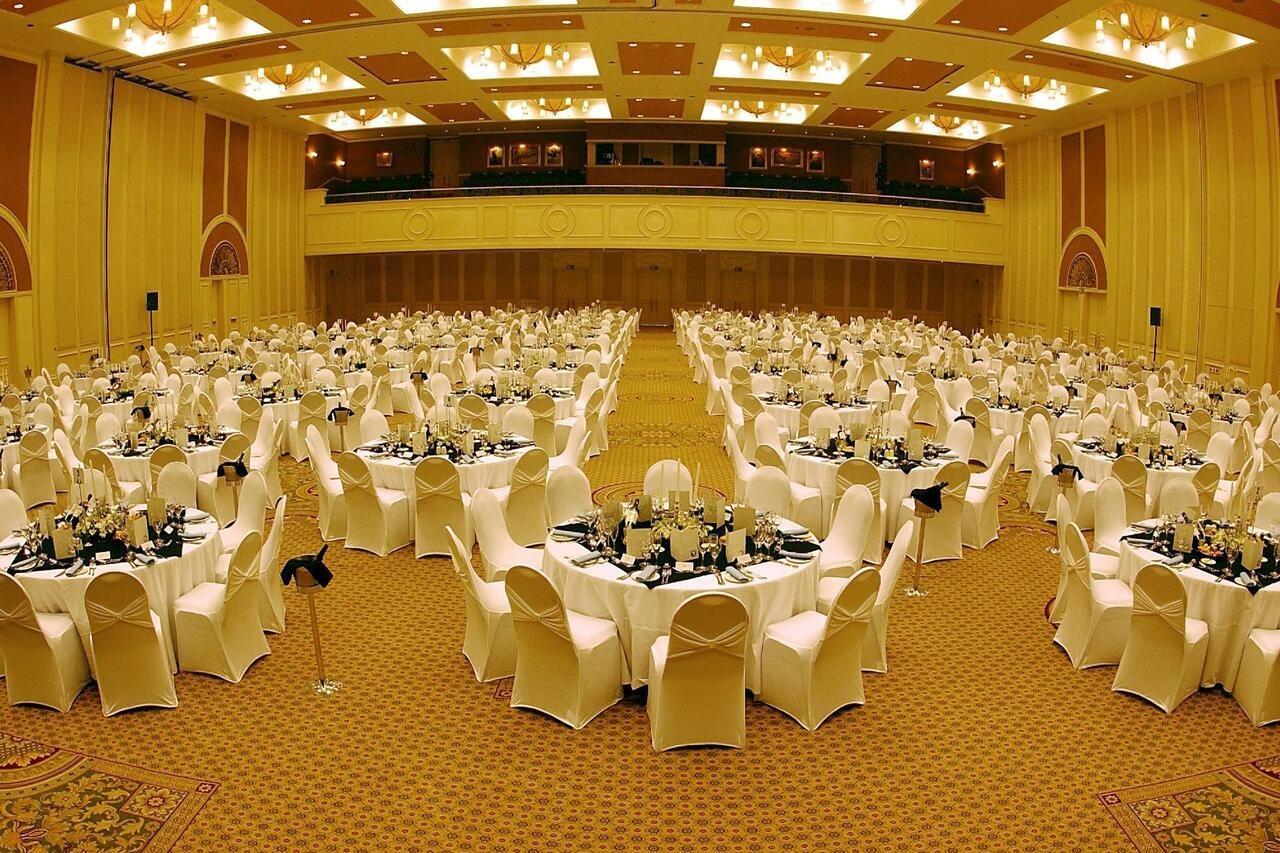 Peermont Metcourt Inn At The Grand Palm, Gaborone Extérieur photo