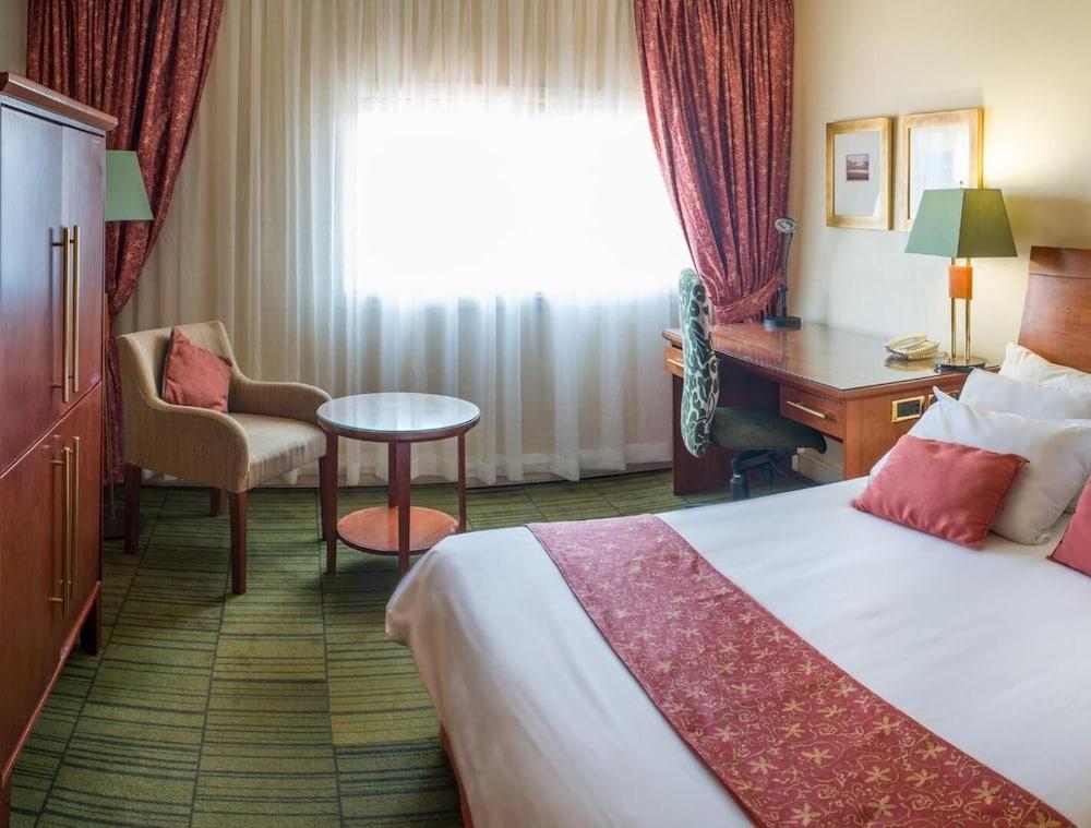 Peermont Metcourt Inn At The Grand Palm, Gaborone Extérieur photo