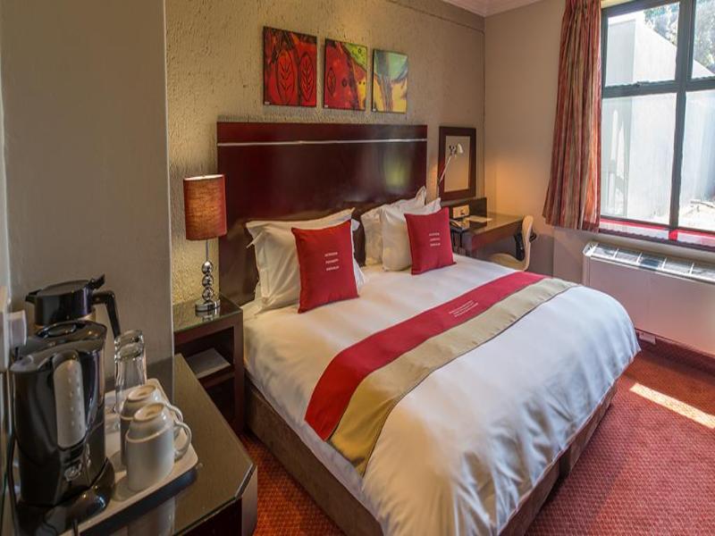 Peermont Metcourt Inn At The Grand Palm, Gaborone Extérieur photo